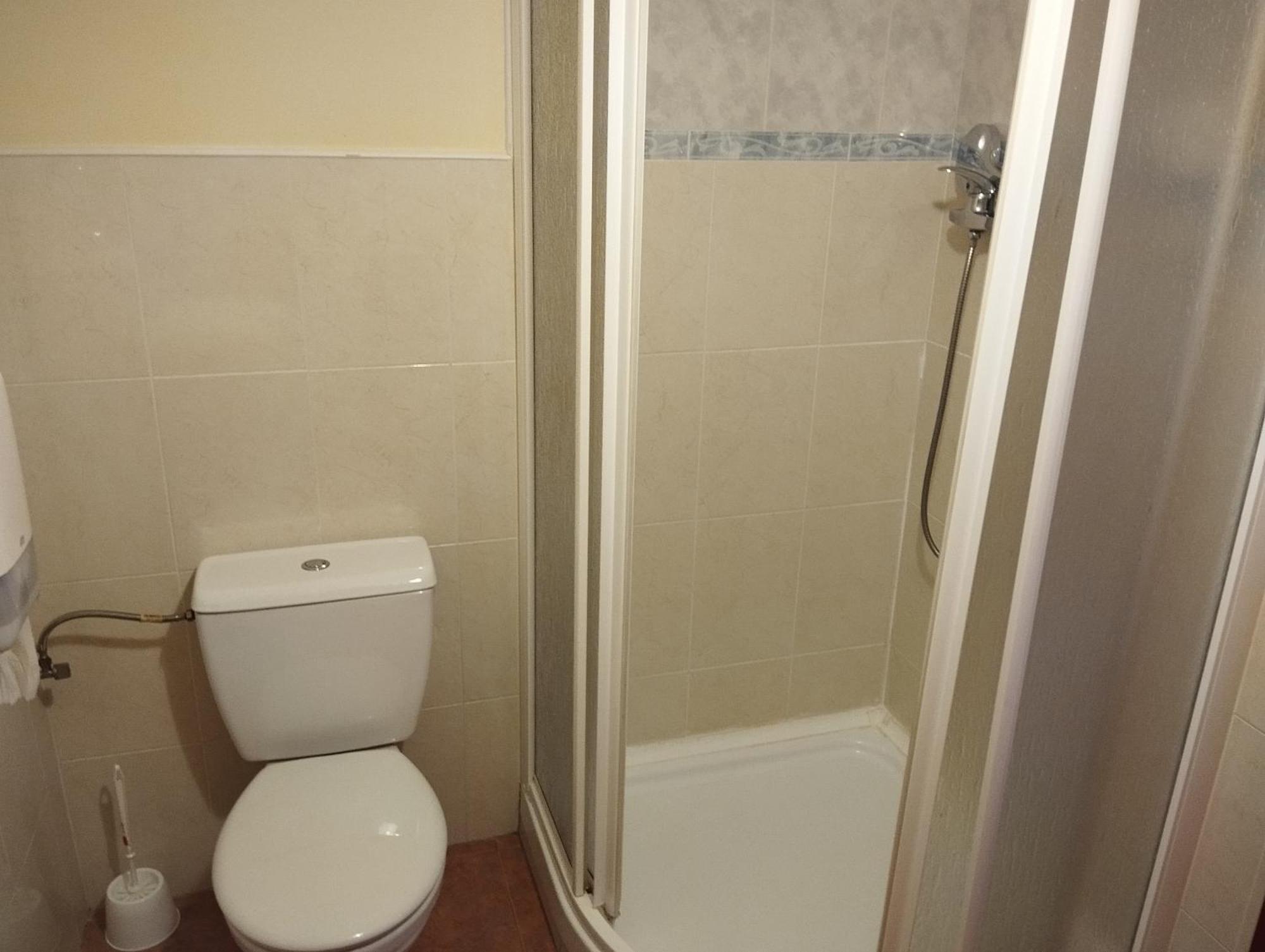 Hostal Bordillas Pomaluengo Екстер'єр фото