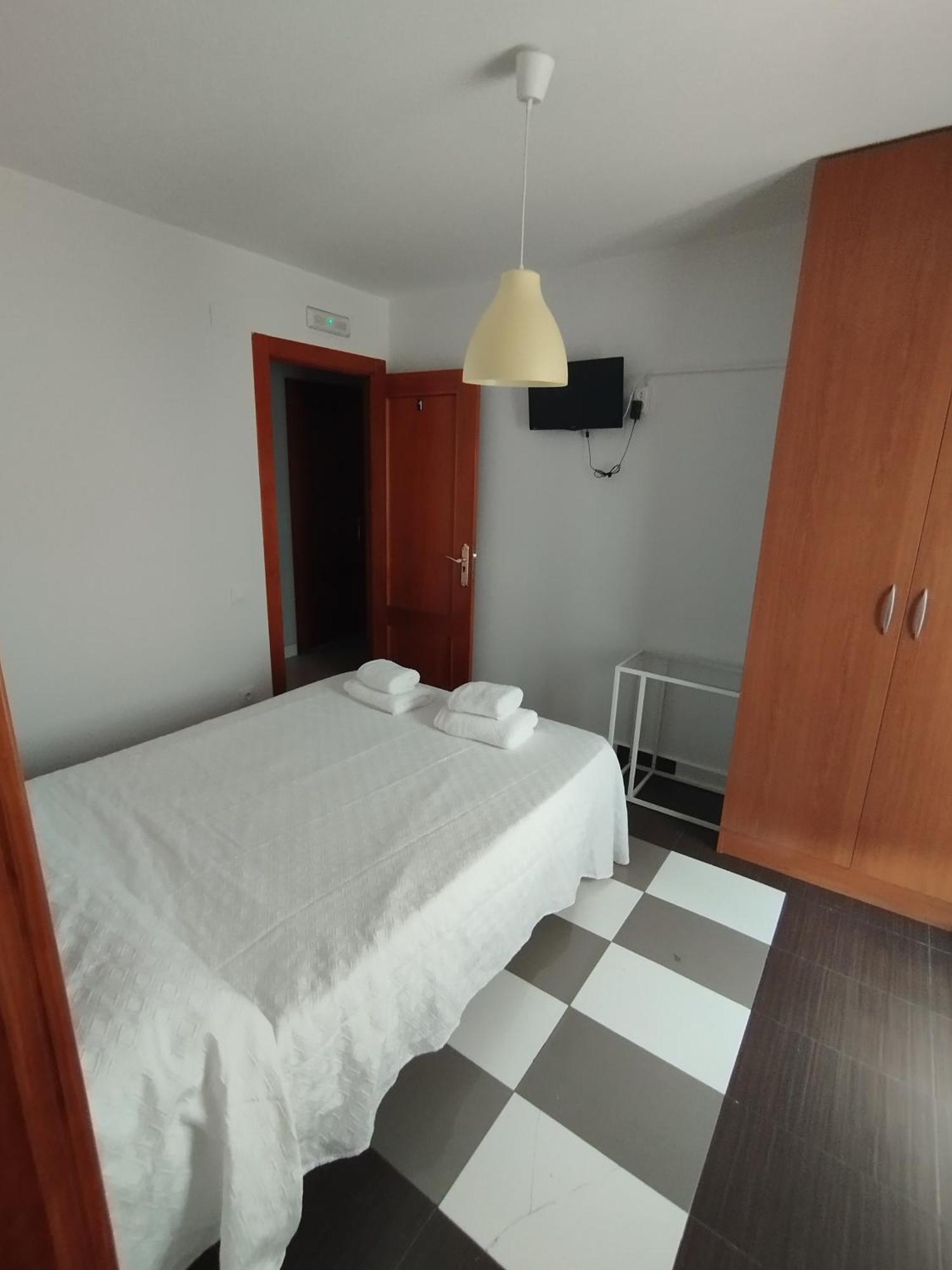 Hostal Bordillas Pomaluengo Екстер'єр фото